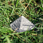 Пирамида из талькохлорита неполированная 3 см